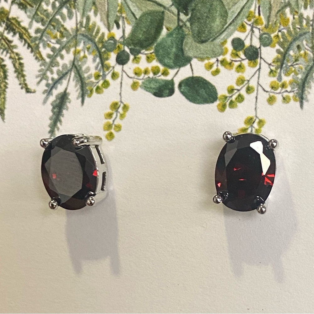 Dark deep red garnet oval studs .925